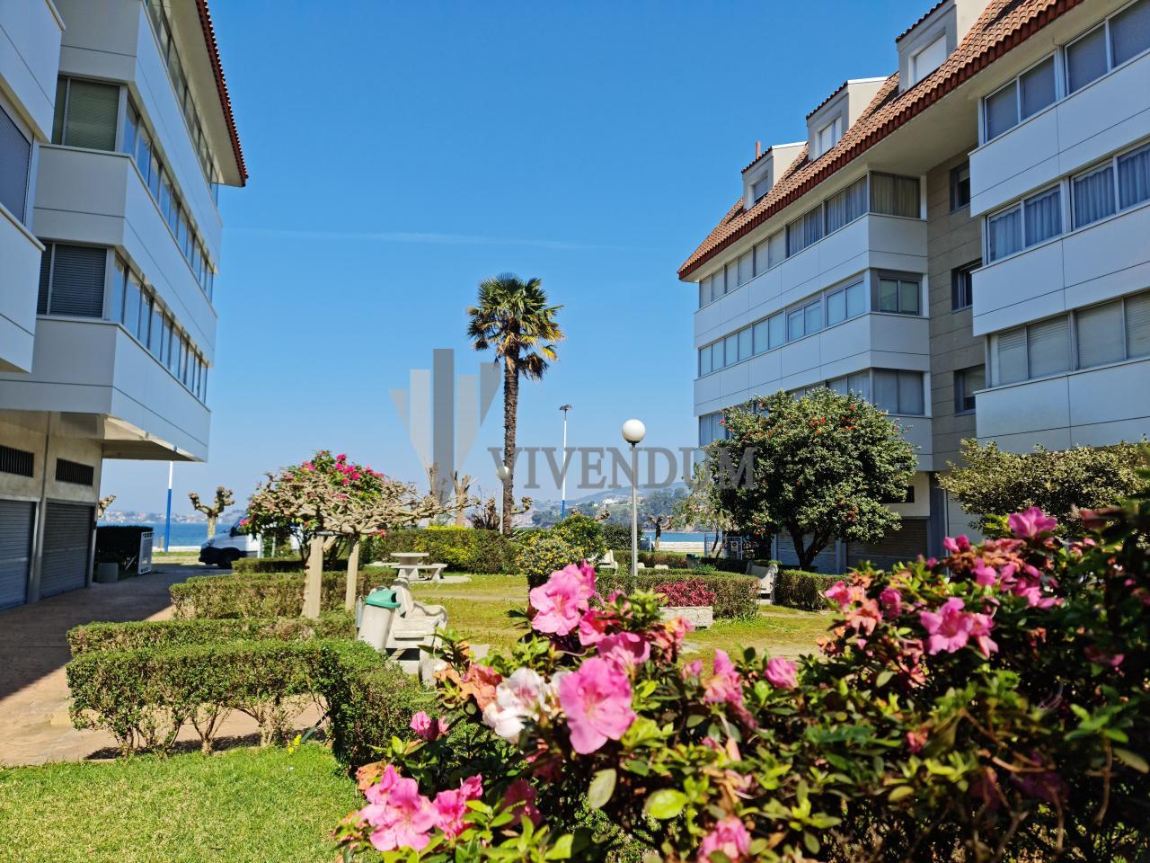 Piso de 70 m<sup>2</sup> con 2 habitaciones y 1 baños en Sabarís.