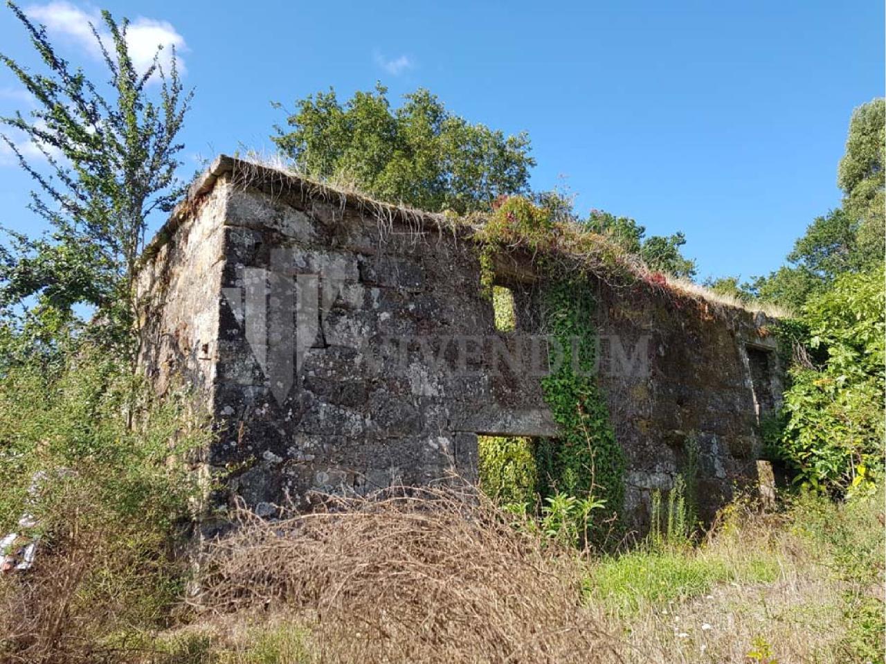 PARCELA 21.000M2 CON CASONA ZONA MOURENTAN - ARBO